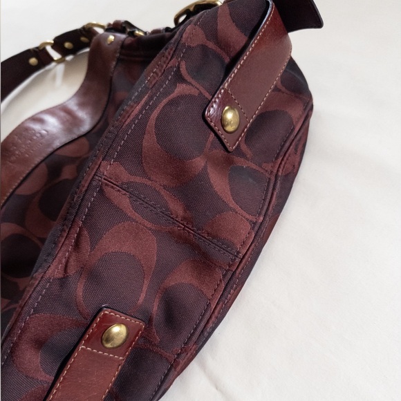 Coach Signature Purse Burgundy - Picture 5 of 6